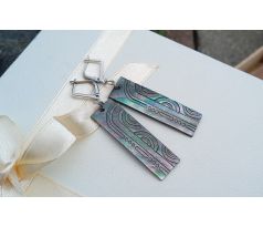 Abalone paua perleť náušnice na chirurgické oceli, novozélandská perleťovina