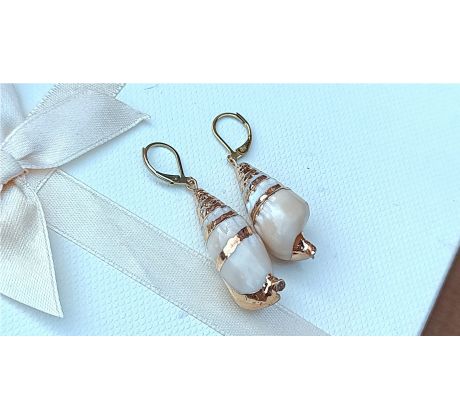 Velké přírodní mušle z Filipín náušnice na pozlacené chirurgické oceli