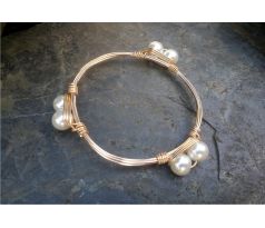 Perlový náramek na pozlacené chirurgické oceli