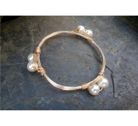 Perlový náramek na pozlacené chirurgické oceli