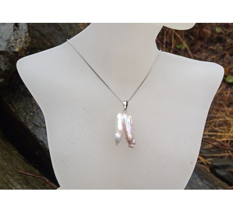 Vzácná mořská netradiční perla na řetízku z chirurgické oceli, perlový náhrdelník