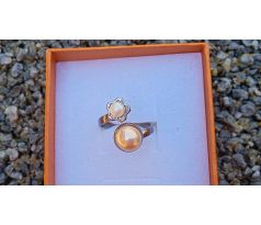 Růžová a bílá říční perla, perlový prstýnek z chirurgické oceli