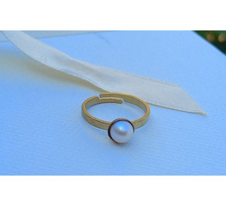 Perlový prstýnek s říční perlou, pozlacená chirurgická ocel