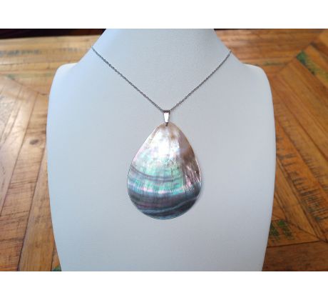 Abalone paua Novozélandská perleť přívěsek na řetízku z chirurgické oceli
