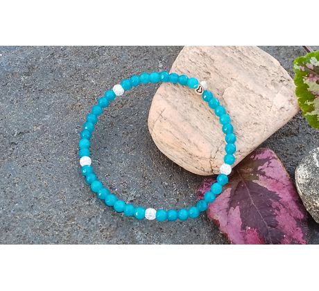 Broušený apatit 3 mm a praskaný křišťál pružný minerálový náramek