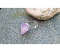 Velký surový ametyst prstýnek v univerzální velikosti