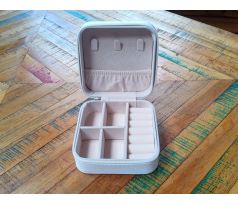 Praktická cestovní bílá šperkovnice s variabilními přihrádkami na zip