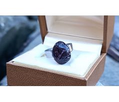 Velký červený granát prstýnek chirurgická ocel