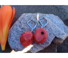 Červený korál valounky náušnice na chirurgické oceli