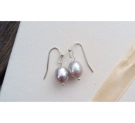 Říční šedé perly 10 mm náušnice na chirurgické oceli, perlové náušnice