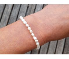 Perlový náramek z drobných říčních perliček, pružný
