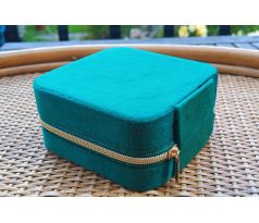 Sametová šperkovnice zelená praktická možno i cestovní
