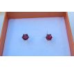 Český červený granát 1 ct stříbrné náušnice puzety
