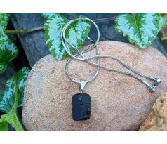 Černý turmalín skoryl na řetízku z chirurgické oceli, náhrdelník