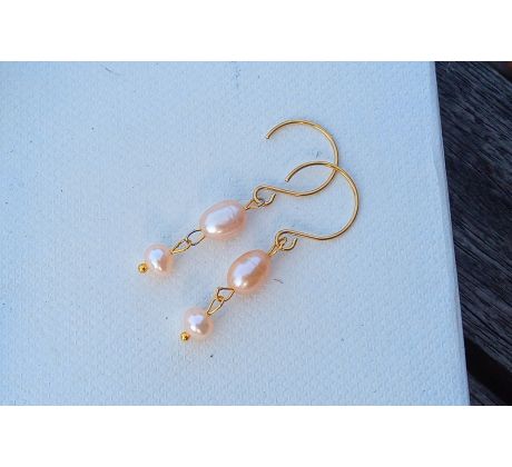 Růžové říční perly na pozlacené chirurgické oceli perlové náušnice
